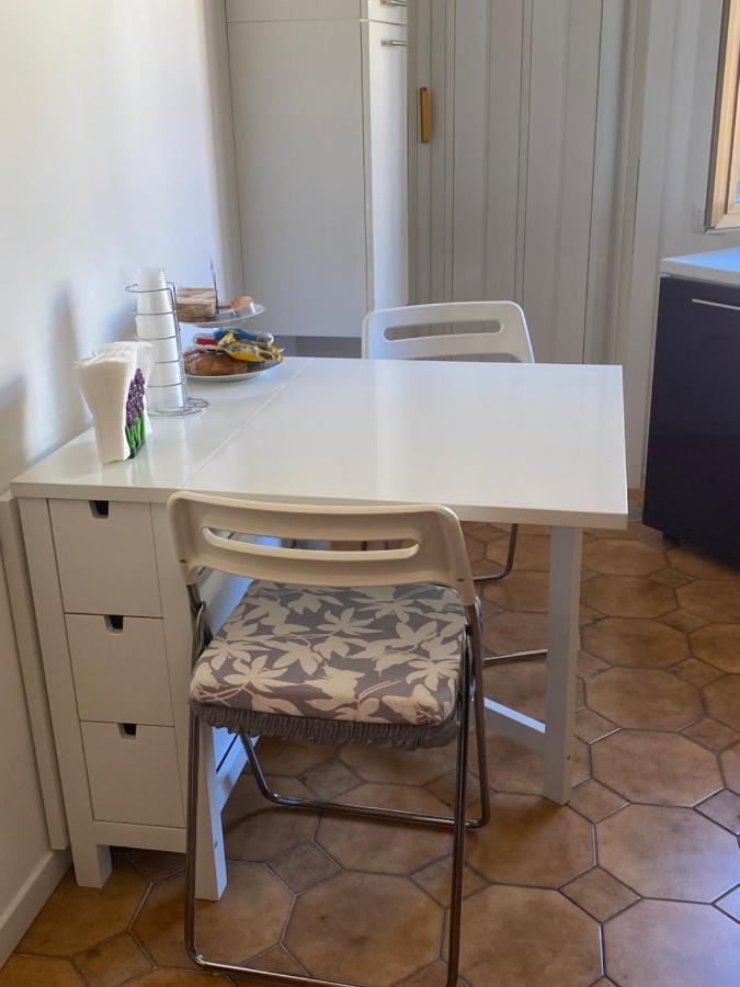 Residenza Guarna Apartment ซาแลร์โน ภายนอก รูปภาพ