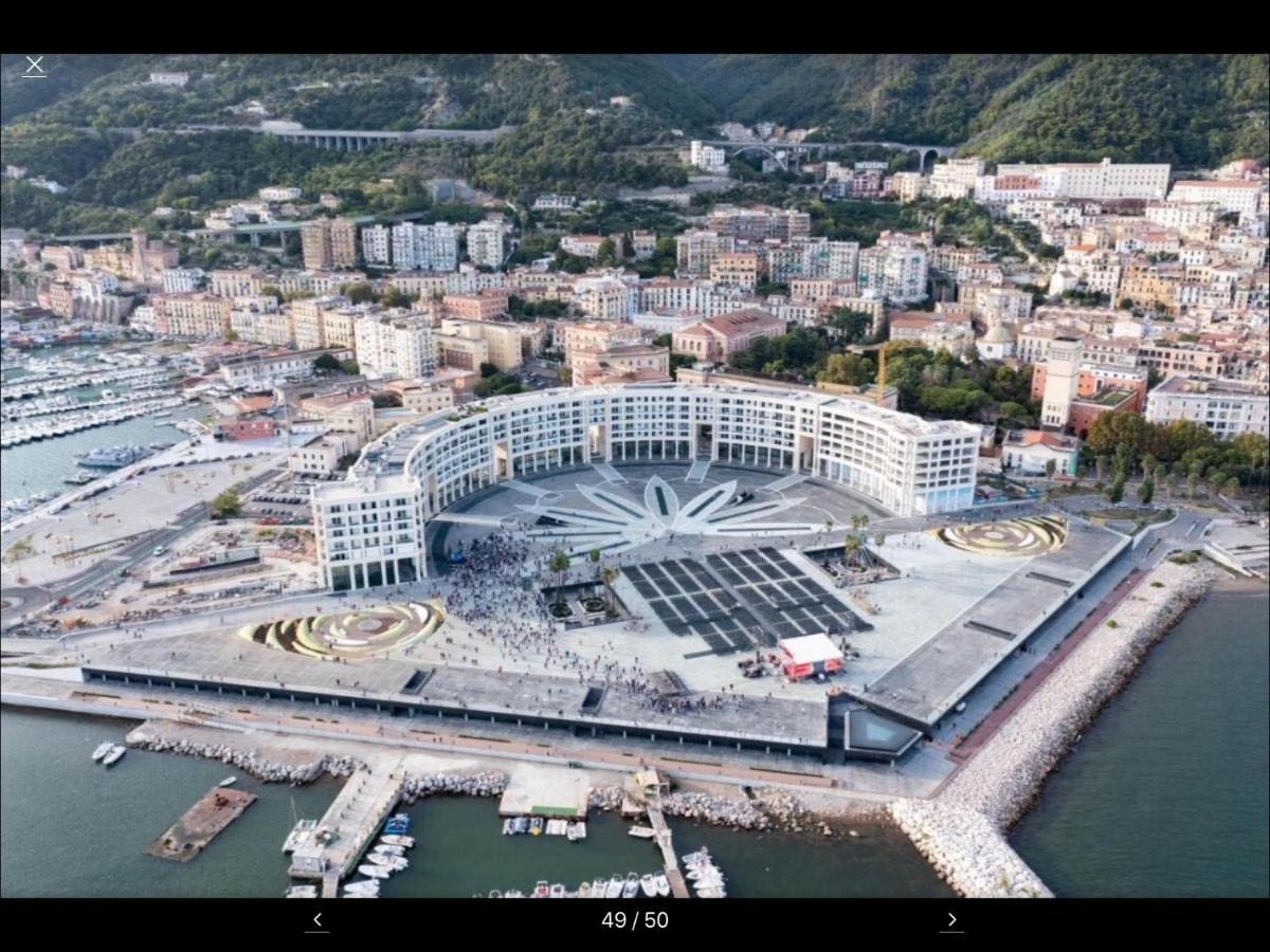 Residenza Guarna Apartment ซาแลร์โน ภายนอก รูปภาพ