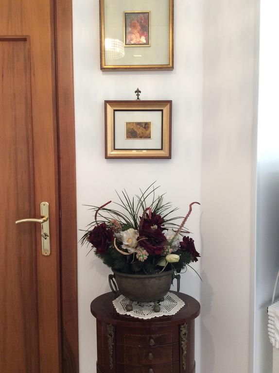 Residenza Guarna Apartment ซาแลร์โน ภายนอก รูปภาพ