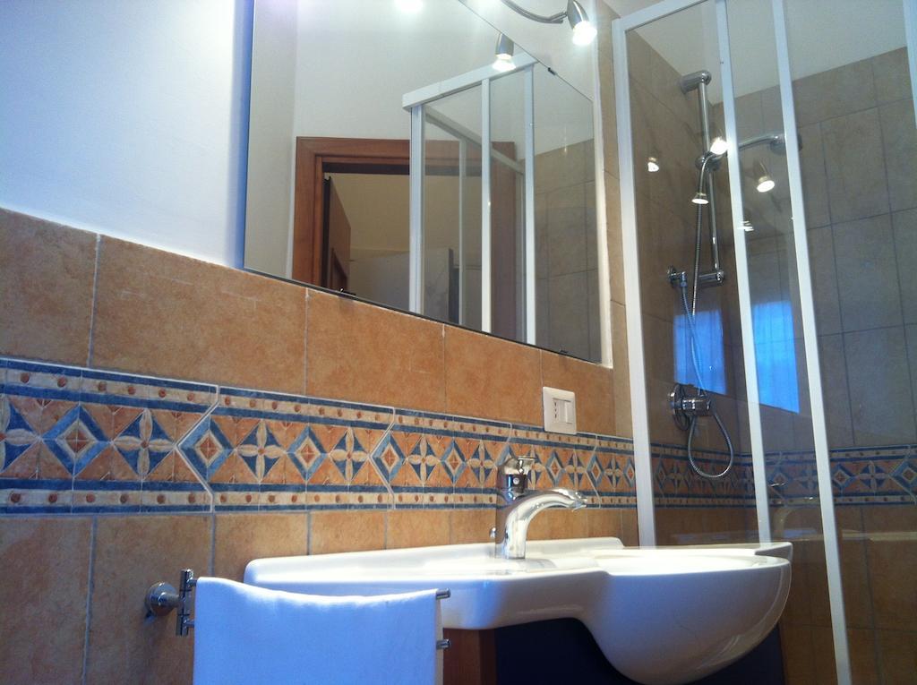 Residenza Guarna Apartment ซาแลร์โน ภายนอก รูปภาพ