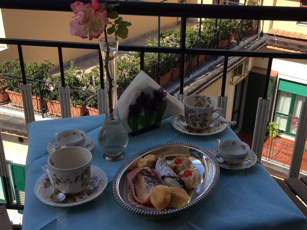Residenza Guarna Apartment ซาแลร์โน ภายนอก รูปภาพ